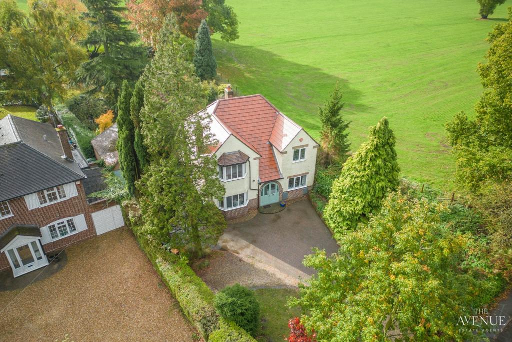 Little Aston Road, Walsall, West Midlands, WS9 4 bed detached house £