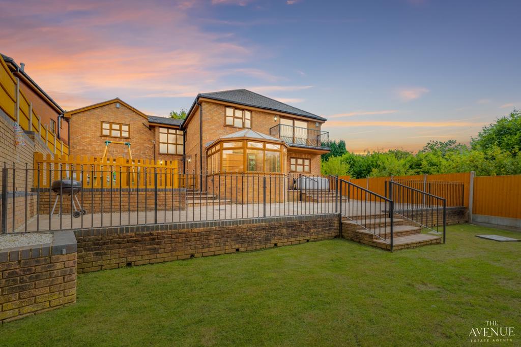 Greenhill Road, Halesowen, West... 5 bed detached house £700,000
