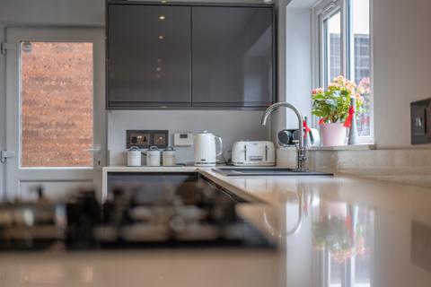 3 Fernwoods, Birmingham, B32 3RL