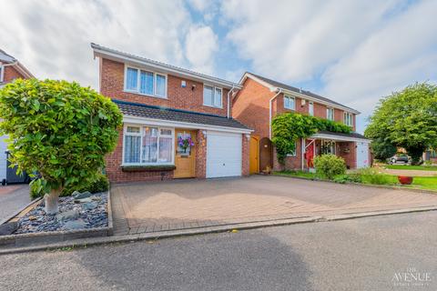 3 bedroom detached house for sale - Rowan Close, Kingsbury, Tamworth, Warwickshire, B78