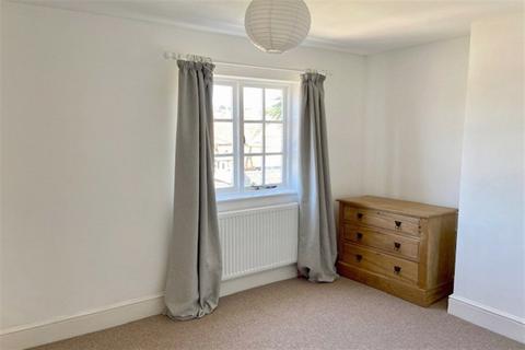 2 bedroom terraced house to rent, The Cross, Ilminster, TA19