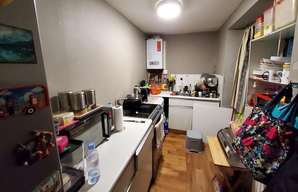 43 Clova Road, Forest Gate, London... 3 bed flat £650,000