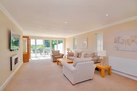 29 Corfe Way, Broadstone, BH18 9ND