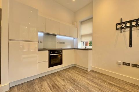 1 bedroom flat to rent, Cardigan Road, Headingley, Leeds, LS6