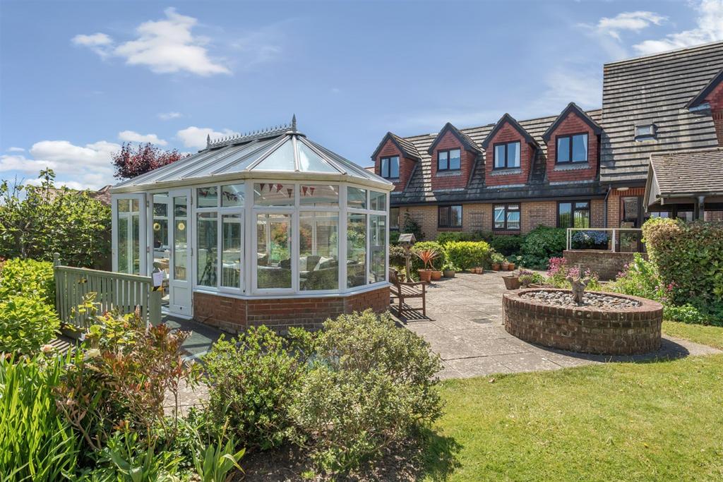 154160 Elmer Road, Middleton on Sea, Bognor Regis, PO22 1 bed