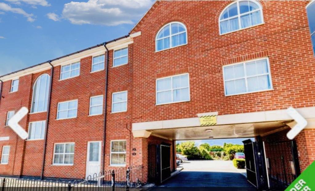 Victoria Road East, Leicester LE5 Studio £900 pcm (£208 pw)