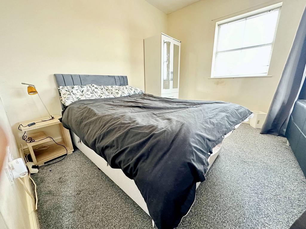 Victoria Road East, Leicester LE5 Studio £900 pcm (£208 pw)