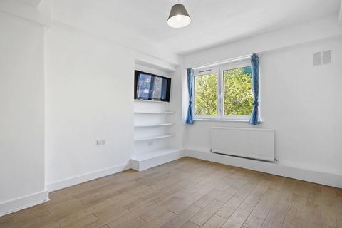 2 bedroom maisonette to rent, Kirby Estate, Bermondsey, London