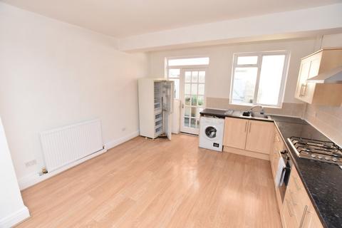 2 bedroom terraced house to rent, Church Street, Chester