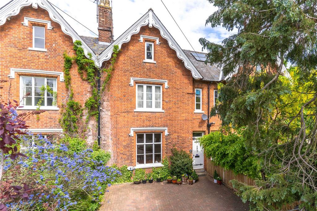 Audley Road, Saffron Walden, Essex, CB11 5 bed terraced house for sale