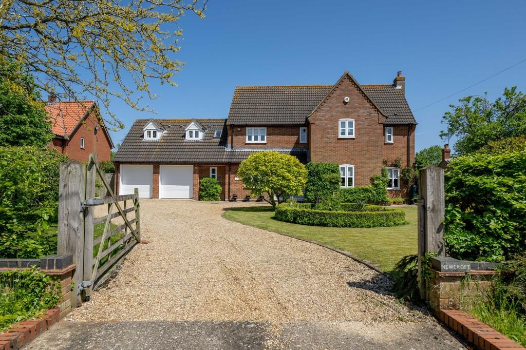 Brisley 5 bed detached house for sale £700,000