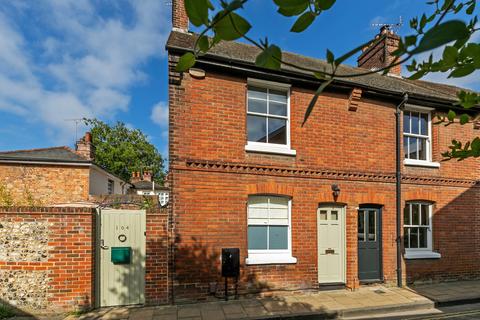 2 bedroom end of terrace house for sale - Colebrook Street, Winchester, SO23