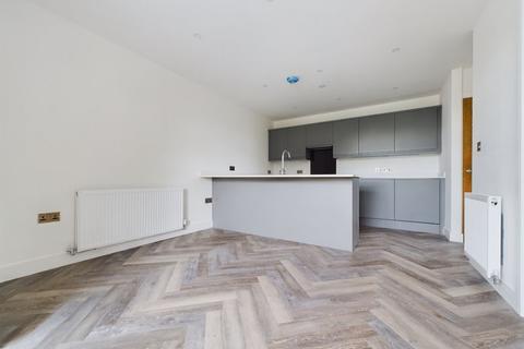 Apartment 8, Majestic House, 58 Cross Road, Albrighton, Wolverhampton, WV7 3QT