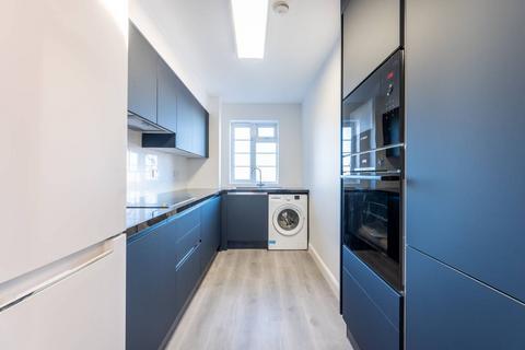 2 bedroom flat to rent, Ashford Road, Willesden Green, London, NW2