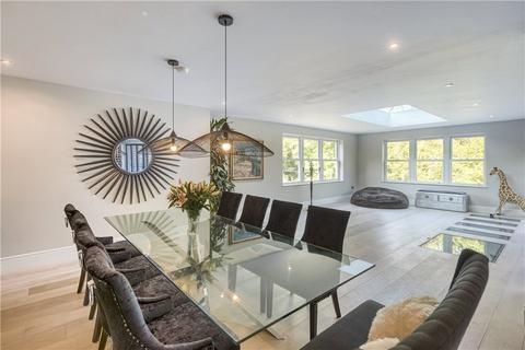 6 bedroom detached house for sale - Henley Drive, Kingston Upon Thames, KT2