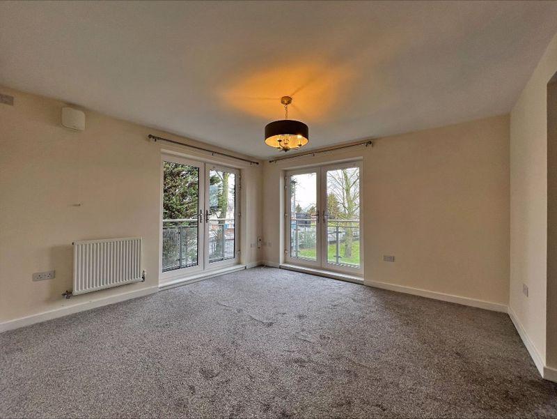 Donington Grove, WOLVERHAMPTON 2 bed apartment £795 pcm (£183 pw)