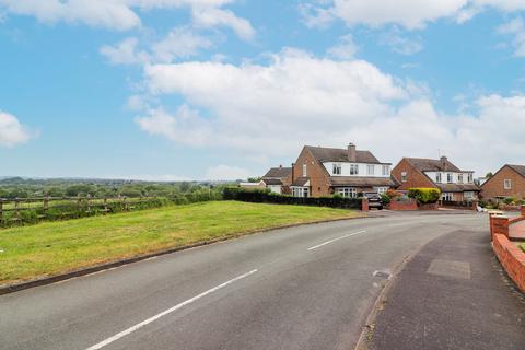 3 bedroom semi-detached house for sale, Wigford Road, Dosthill