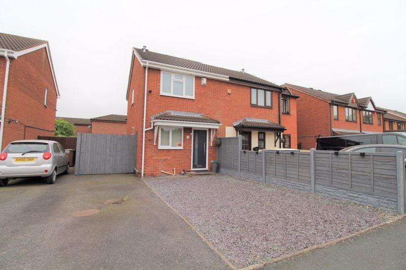 Mayfields Drive, Brownhills, WS8 7NJ 2 bed semidetached house for sale