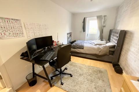 3 bedroom semi-detached house for sale - Candler Drive, Stone