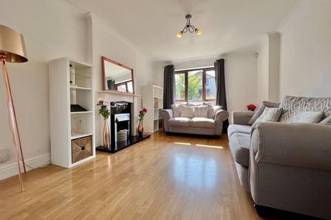 4 Ashtree Close, Plymouth, PL6 7RW