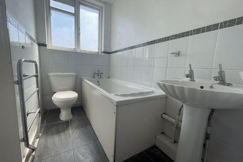 377a Hook Road, Chessington, KT9 1EL