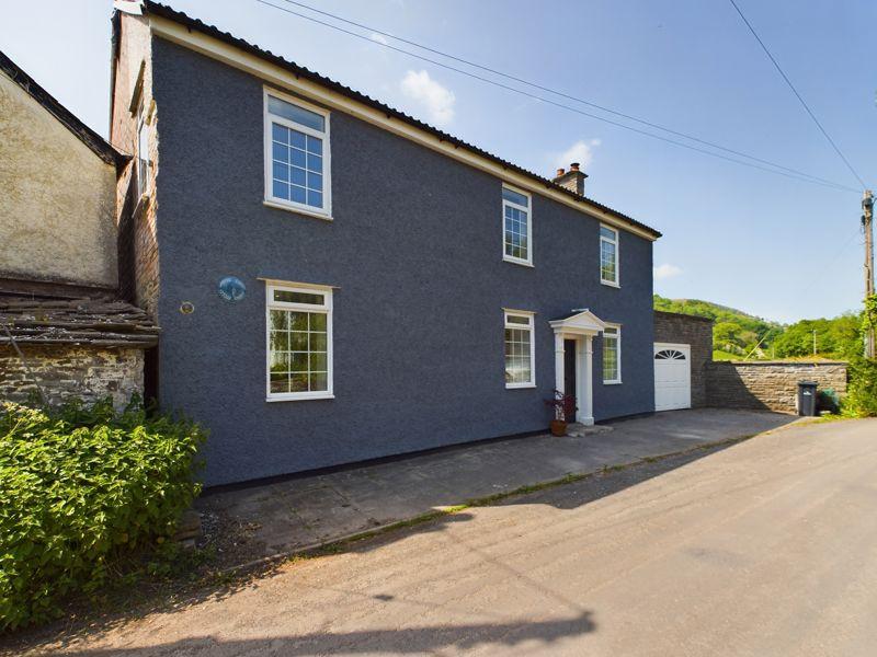 Cwmdu, Crickhowell 4 bed detached house for sale £500,000