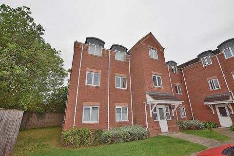 2 bedroom flat for sale, Ainderby Gardens, Northallerton