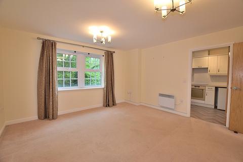 2 bedroom flat for sale, Ainderby Gardens, Northallerton