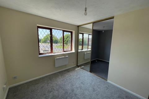 Studio for sale, Campion Close