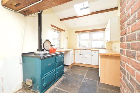 3 bedroom semi-detached house for sale - St. Cleers Road, Somerton, TA11