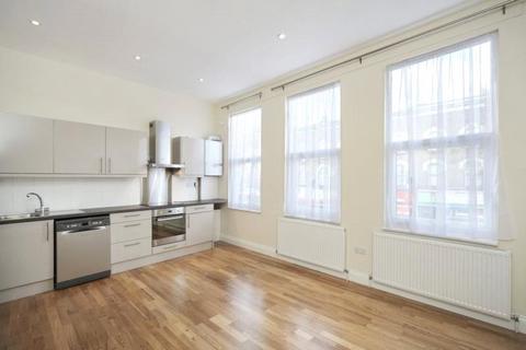 4 bedroom apartment to rent, Uxbridge Road, London, W12