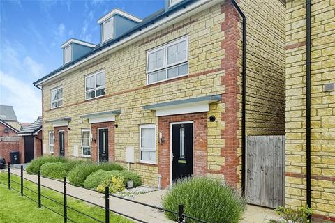 4 bedroom terraced house for sale - Mays Drive, Westbury