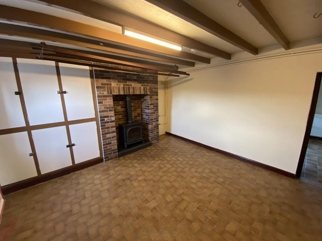 Living/Dining room (Rear)