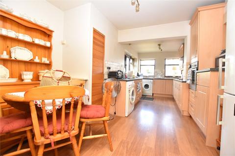 2 bedroom bungalow for sale - Croft House Grove, Morley, Leeds