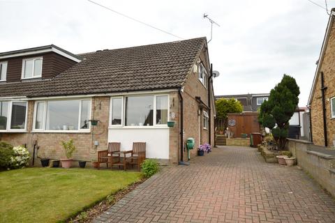 3 bedroom bungalow for sale - Cherry Tree Drive, Farsley, Pudsey, West Yorkshire