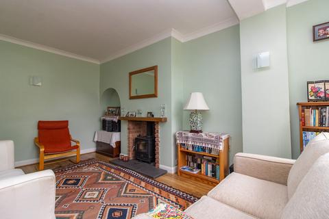 4 bedroom semi-detached house for sale - Beresford Drive, Leicester, LE2