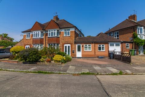 4 bedroom semi-detached house for sale - Beresford Drive, Leicester, LE2