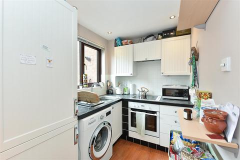 66 Tiller Road, London, E14 8NN