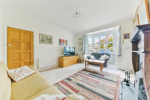 3 bedroom semi-detached house for sale, Wilmot Way, Banstead