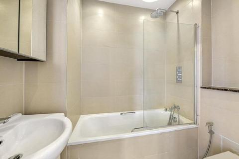3 bedroom flat to rent, Manor House, Marylebone Road, London NW1
