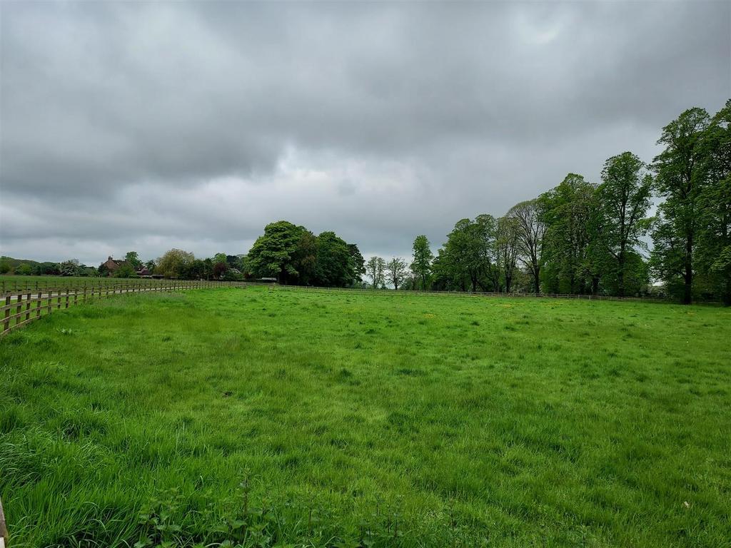 6.62 Acres (2.68ha) permanent grassland, Askham Bryan Land for sale £