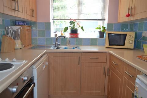 2 bedroom semi-detached bungalow for sale, Silurian Close, Leominster