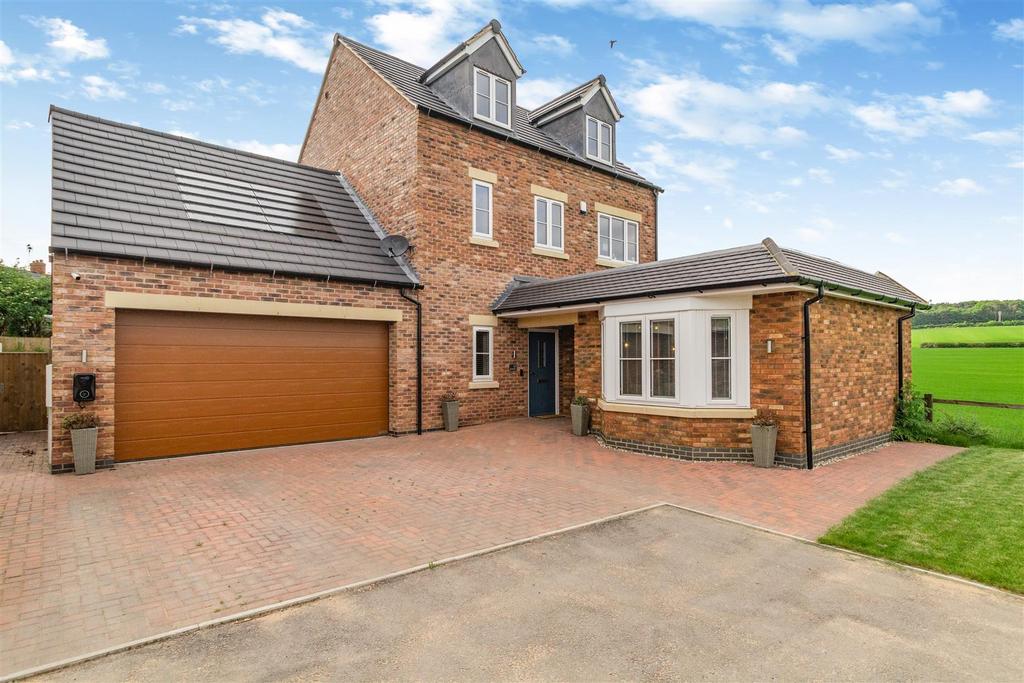Meadows, Church Warsop 4 bed detached house for sale £430,000