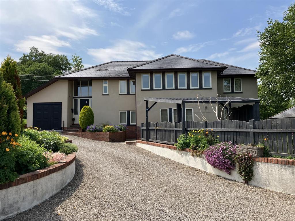 Meadow Vale, Gladestry, Kington 4 bed detached house for sale £350,000