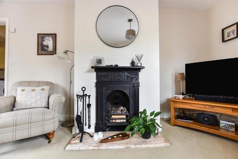 2a Forest Approach, Kings Cliffe, Peterborough, PE8 6XG