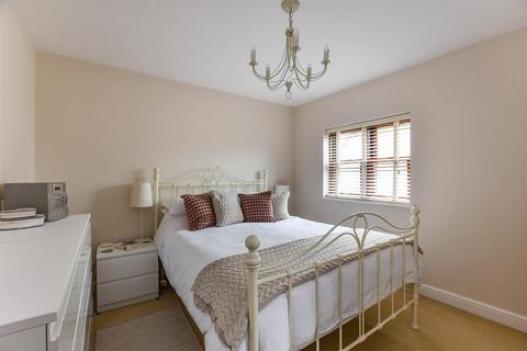 2a Forest Approach, Kings Cliffe, Peterborough, PE8 6XG