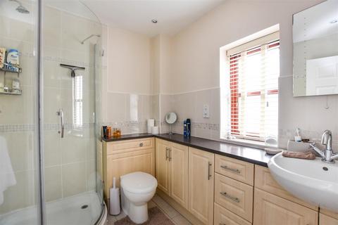 2a Forest Approach, Kings Cliffe, Peterborough, PE8 6XG