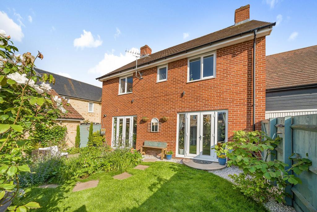Valerian Way, STOTFOLD, SG5 4 bed semidetached house for sale £525,000