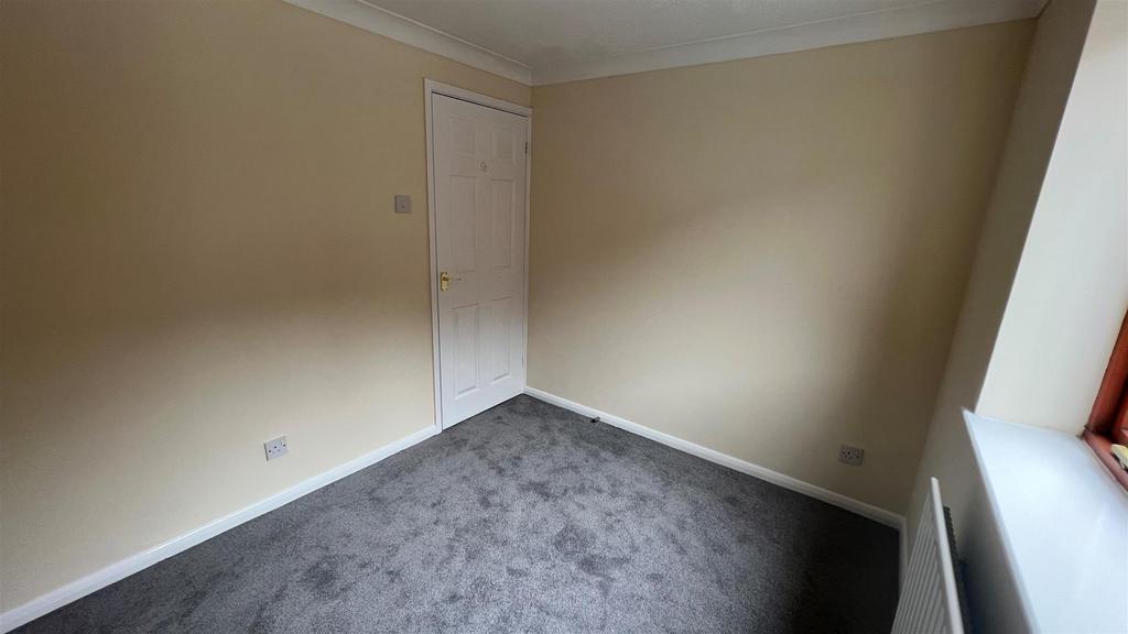 Bedroom 2.2.jpg