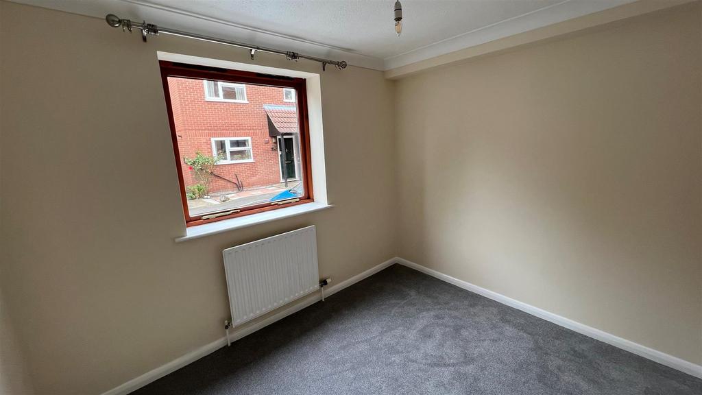 Bedroom 2.jpg